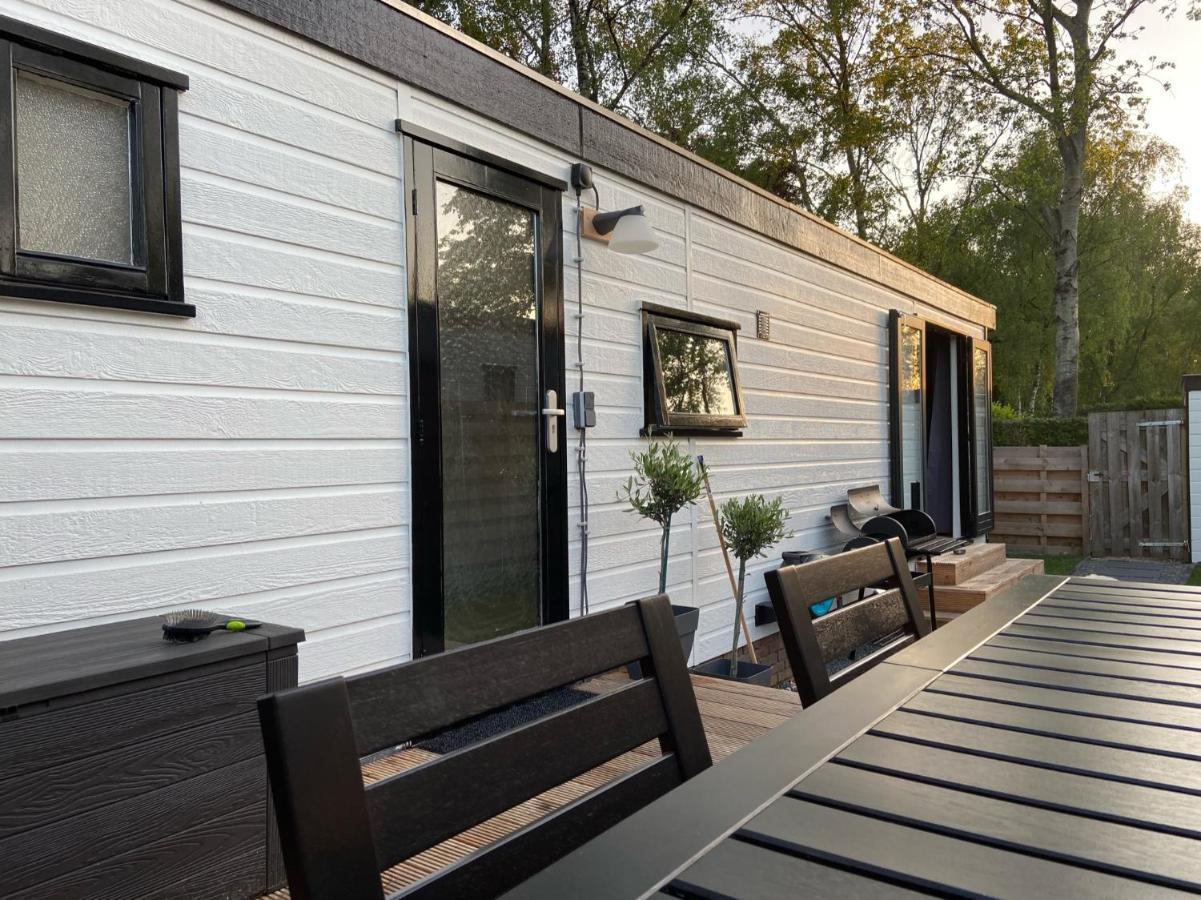 Prachtig Vakantiehuisje In Putten Exterior foto